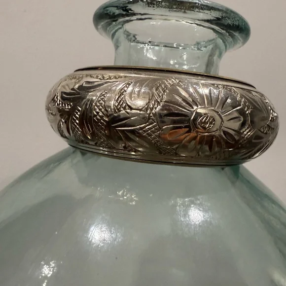 Vintage Floral Engraved Silver Bangle - Picture 8 of 9